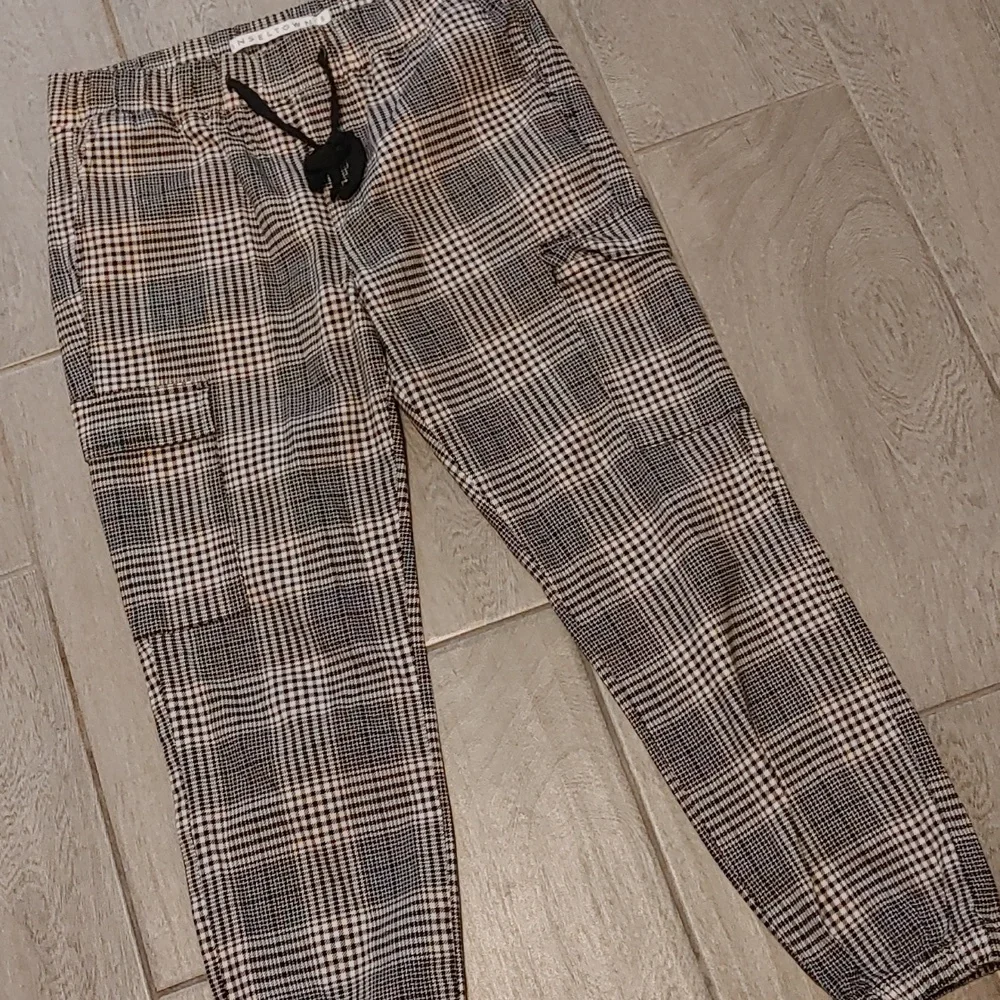 Gifted To My 200th Sell 3-3-26 - Picture 4 of 9